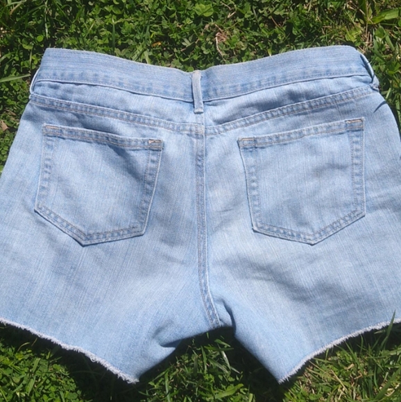 Denim distressed shorts - Picture 6 of 6